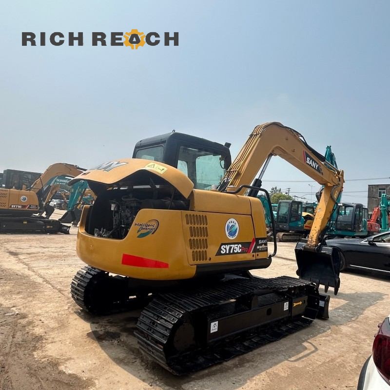 Main hydraulic pump and control valves of a 2020 SANY 75C excavator priced at $16,667
